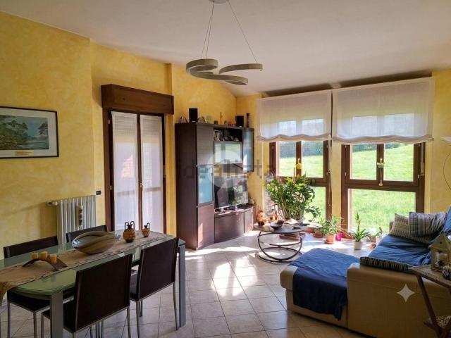 Appartamento in vendita di 132 m² in Via Montesanto, 26