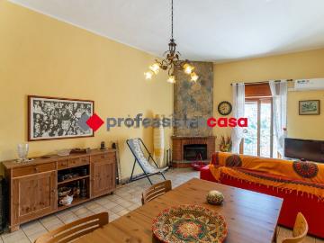 Appartamento in vendita di 132 m² in Via Mazzini