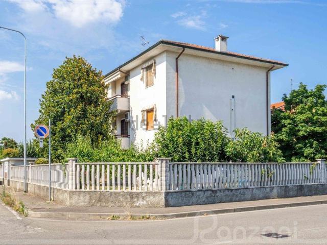 Appartamento in vendita di 132 m² in Via Salvador Allende, 43