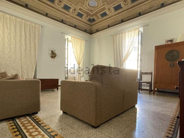 Appartamento in vendita di 132 m² in Via San Domenico, 12
