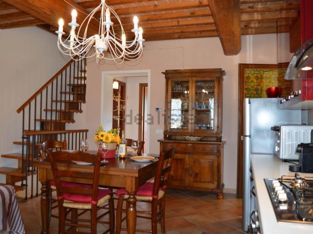 Appartamento in vendita di 132 m² in Via Sandro Pertini, 1