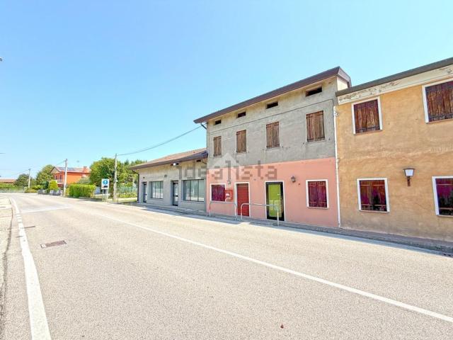 Appartamento in vendita di 132 m² in Via Sant&apos Andrea, 48