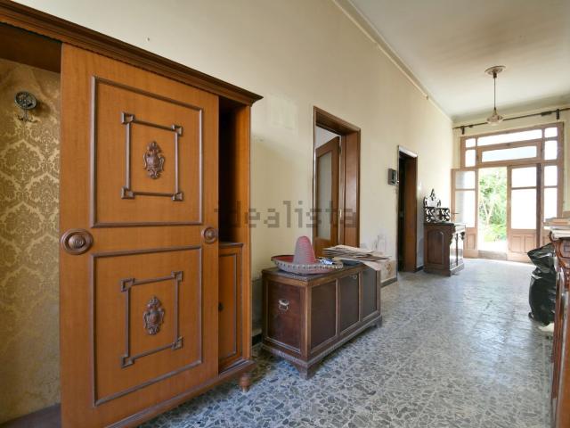 Appartamento in vendita di 132 m² in Via Santa Bernadette