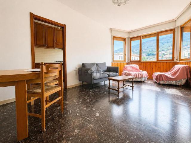 Appartamento in vendita di 132 m² in Via Stelvio