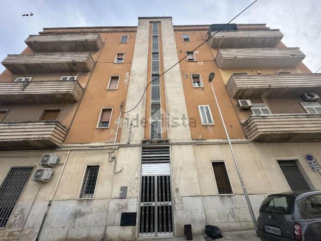 Appartamento in vendita di 132 m² in Via Puglia, 8