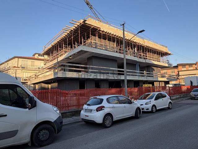 Appartamento in vendita di 132 m² in Via Tito Poggi, 23