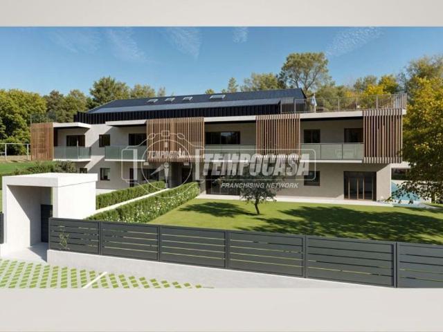 Appartamento in vendita di 133 m² in Via Comuni Gemellati, 99