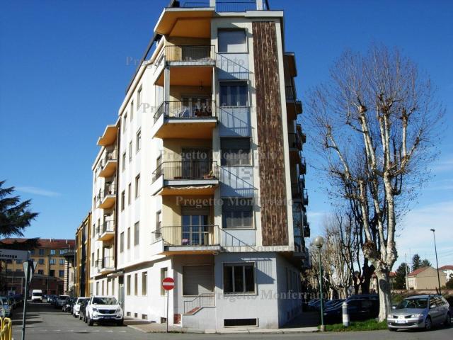 Appartamento in vendita di 133 m² in Via Cesare Cobianchi