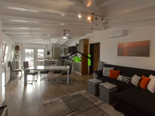 Appartamento in vendita di 133 m² in Via Crosere, 57