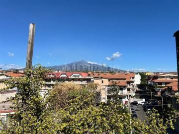 Appartamento in vendita di 133 m² in Via Giuseppe de Felice