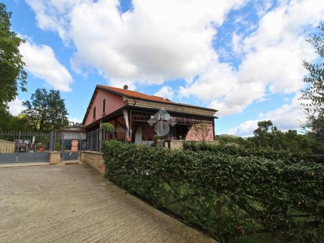 Appartamento in vendita di 133 m² in Via Giacinto Cornacchioli