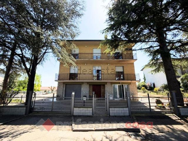 Appartamento in vendita di 133 m² in Via delle Guardie