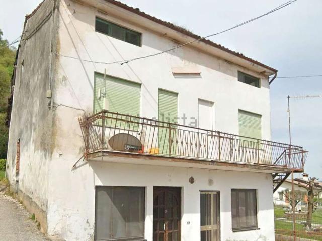 Appartamento in vendita di 133 m² in Via Finotti