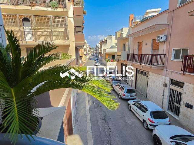 Appartamento in vendita di 133 m² in Via Francesco Petrarca, 84