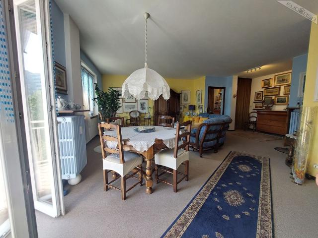 Appartamento in vendita di 133 m² in Via Mondoni, 8