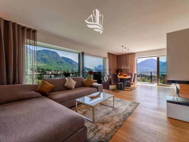 Appartamento in vendita di 133 m² in Via Monte San Zeno