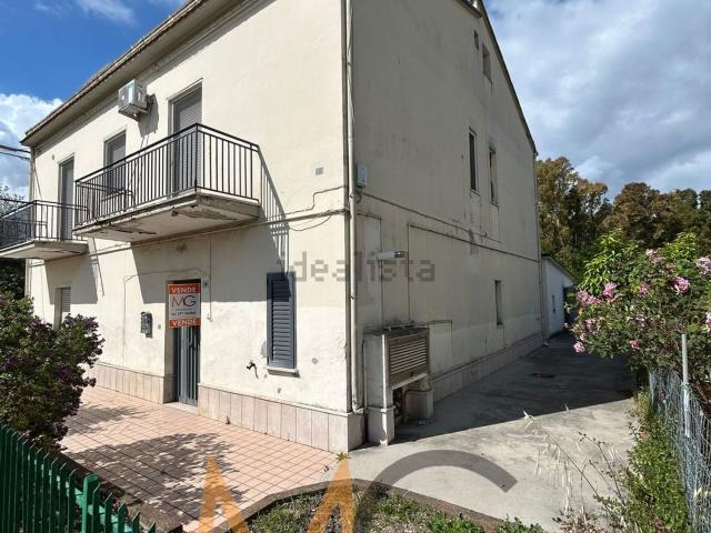 Appartamento in vendita di 133 m² in Via Maggiore, 2