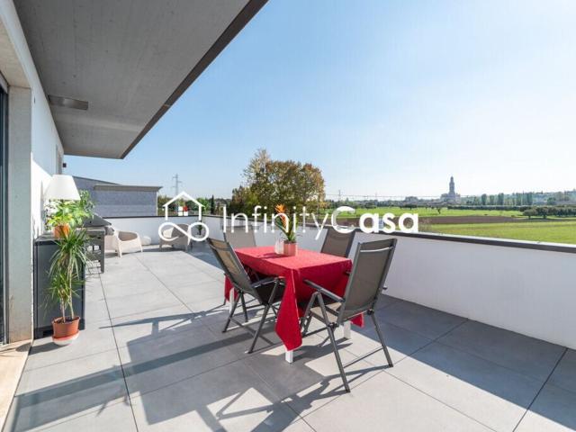 Appartamento in vendita di 133 m² in Via Sacco