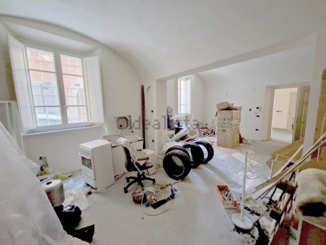 Appartamento in vendita di 133 m² in Via Sant&apos Antonio, 39