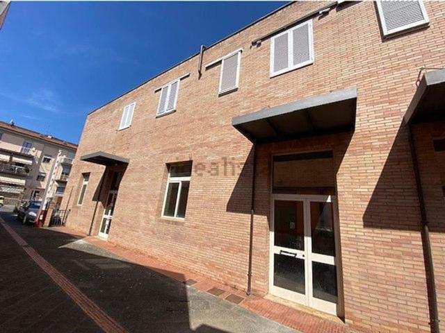 Appartamento in vendita di 133 m² in Via Spartaco Lavagnini