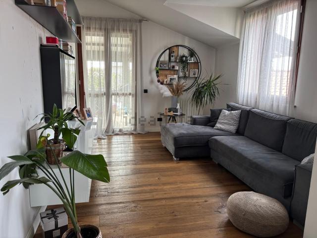 Appartamento in vendita di 133 m² in Via Piave, 8