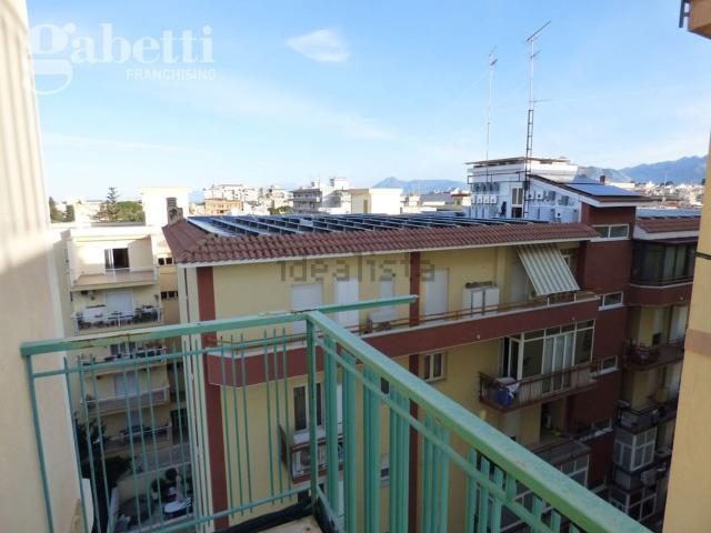 Appartamento in vendita di 133 m² in Via R. Pilo, 7