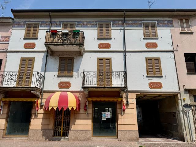 Appartamento in vendita di 133 m² in Via Torquato Tasso, 48