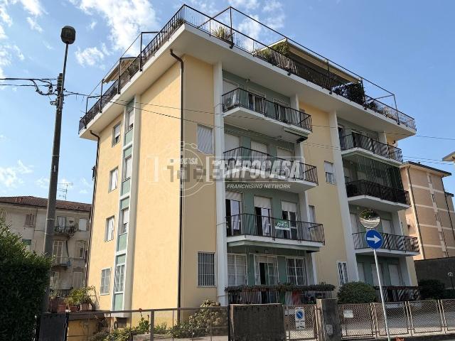 Appartamento in vendita di 133 m² in Via Vittorio Veneto, 61