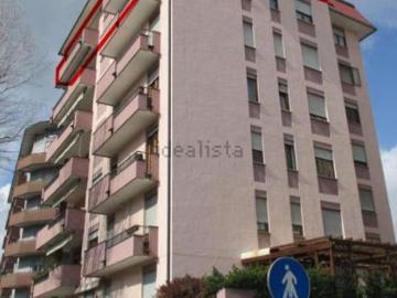 Appartamento in vendita di 133 m² in Via XXV Aprile, 2