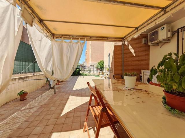 Appartamento in vendita di 133 m² in Viale Matteo Ricci, 36