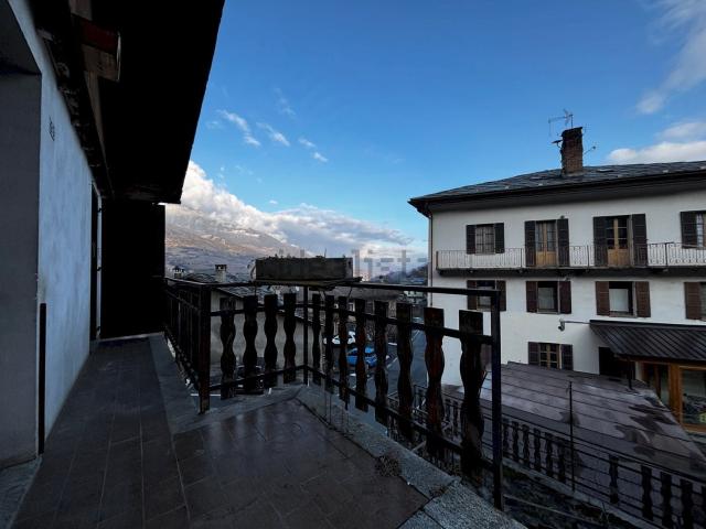 Appartamento in vendita di 133 m² in Località Villes Dessous
