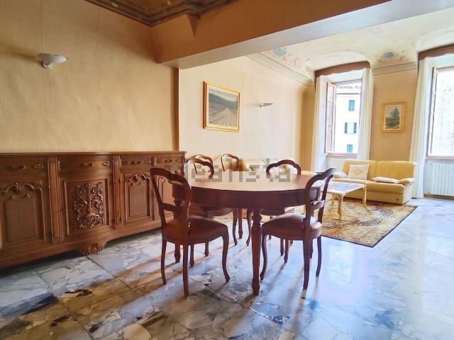 Appartamento in vendita di 133 m² in Piazza Duomo, 10