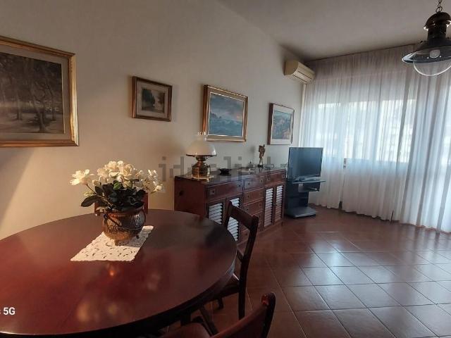 Appartamento in vendita di 133 m² in Piazza Villa Chayes