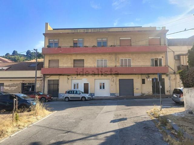 Appartamento in vendita di 134 m² in Via Giuseppe Arenaprimo