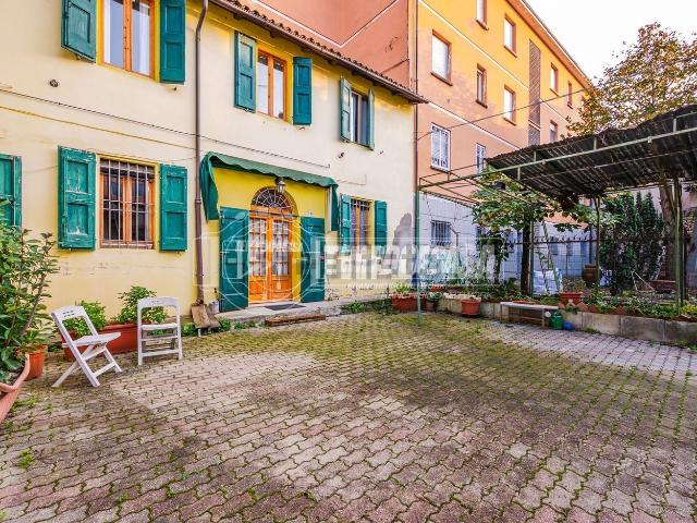 Appartamento in vendita di 134 m² in Via Giacomo Matteotti