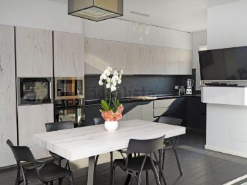 Appartamento in vendita di 134 m² in Via Giovanni XXIII, 9