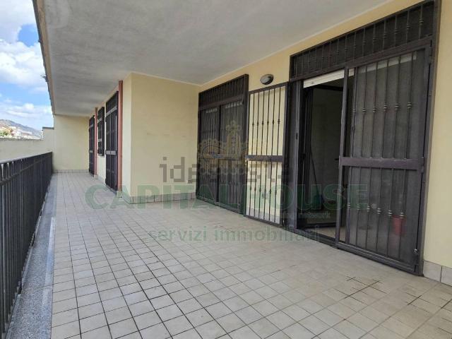 Appartamento in vendita di 155 m² in Via dei Funai