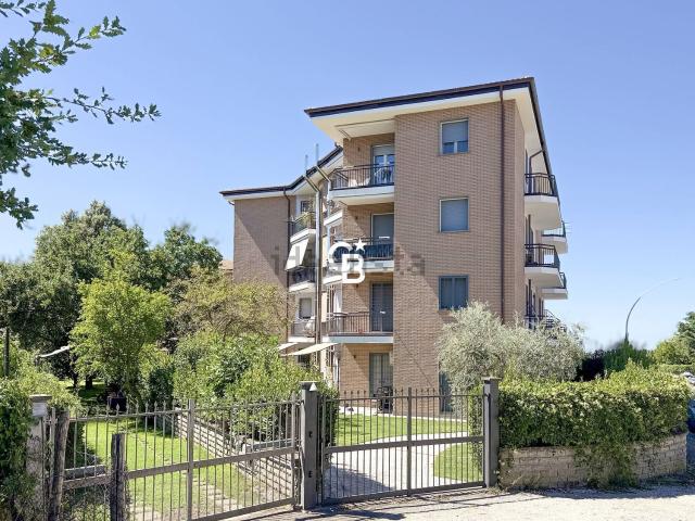 Appartamento in vendita di 134 m² in Via del Pincio, 7