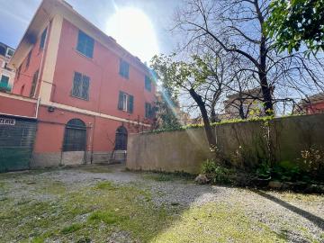Appartamento in vendita di 134 m² in Via Federico Gattorno