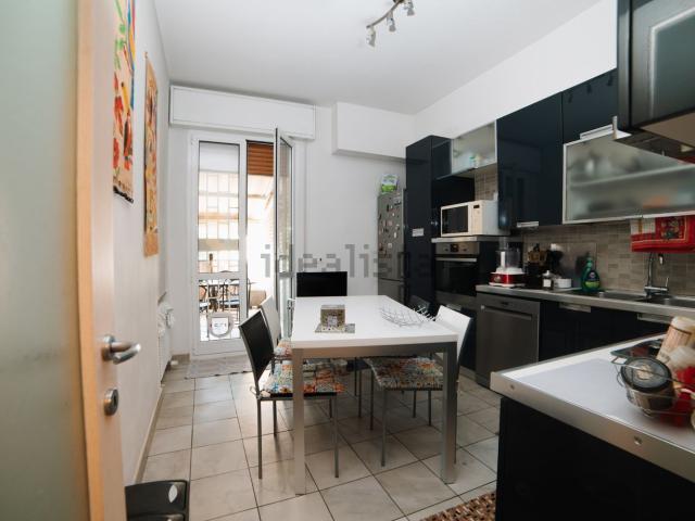 Appartamento in vendita di 134 m² in Via Luigi Vestri