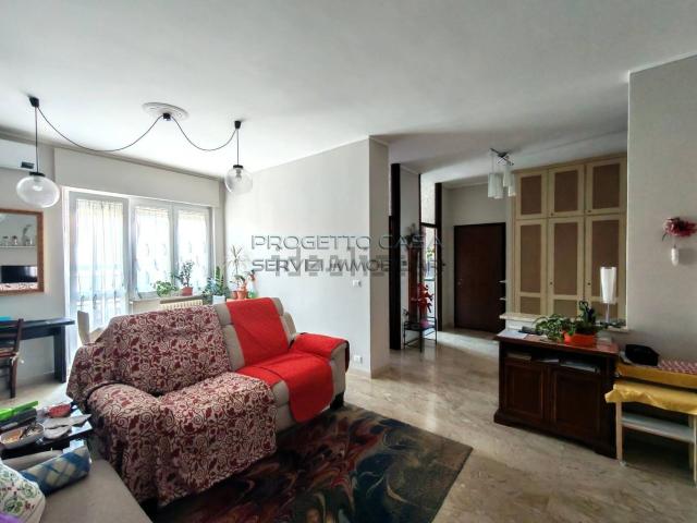 Appartamento in vendita di 134 m² in Via Monte Grappa, 13