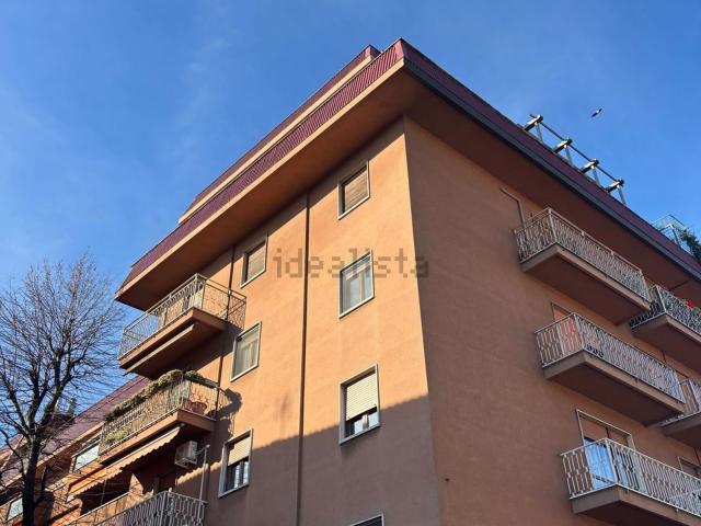 Appartamento in vendita di 134 m² in Via Martiri di Sclemo, 6