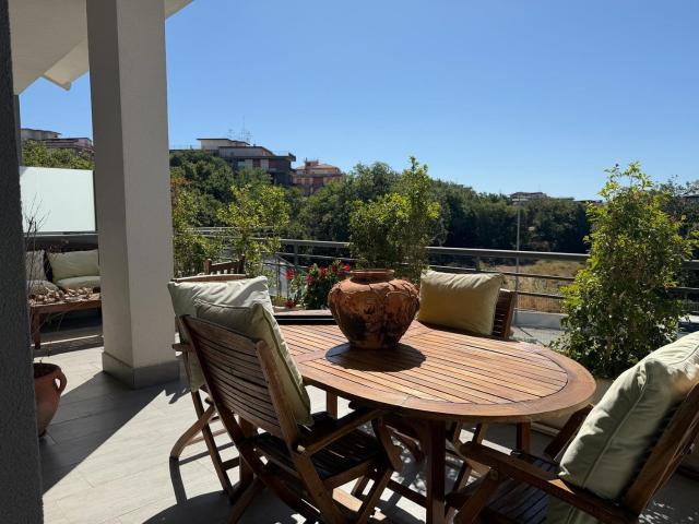 Appartamento in vendita di 134 m² in Via Sant&apos Antonio da Padova, 2