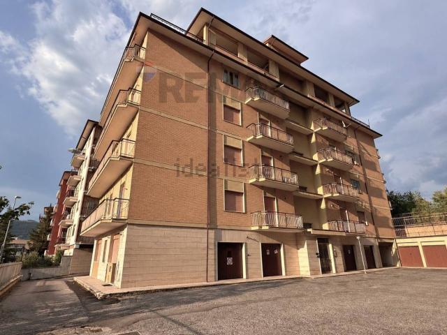 Appartamento in vendita di 134 m² in Via Penne, 12