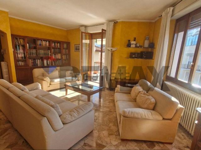 Appartamento in vendita di 134 m² in Via Renè Vanetti, 14