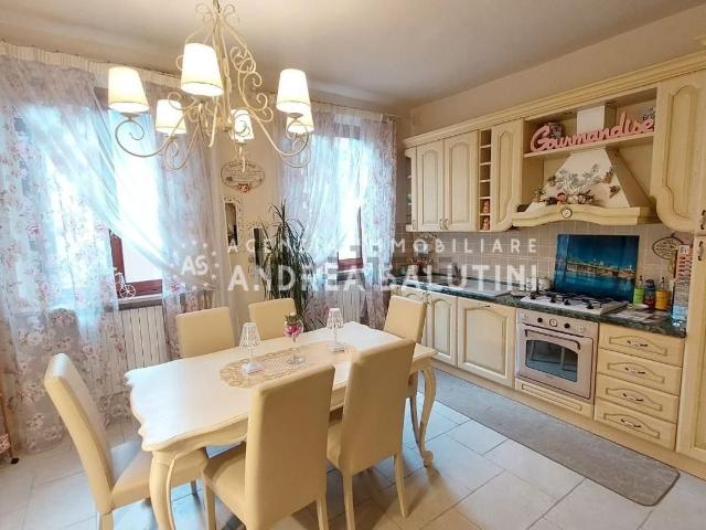 Appartamento in vendita di 134 m² in Via Trento
