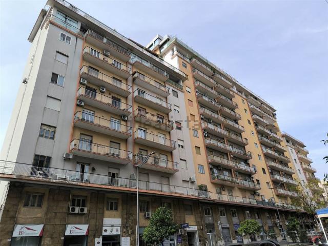 Appartamento in vendita di 134 m² in Corso delle Province, 225