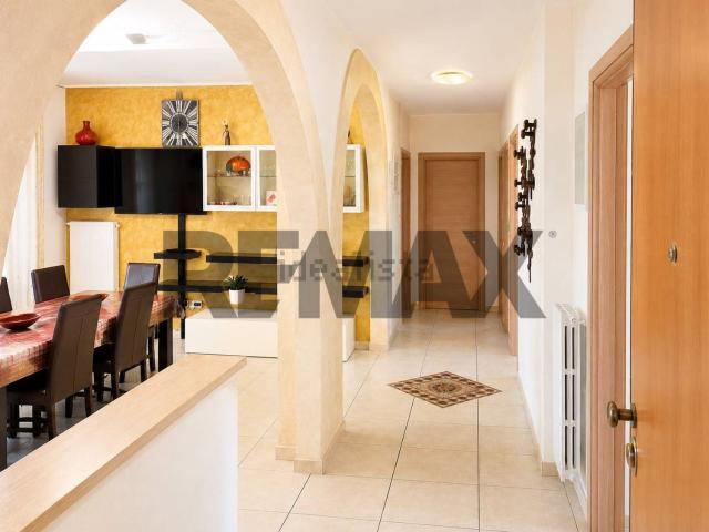 Appartamento in vendita di 135 m² in Via Giordano Bruno, 13