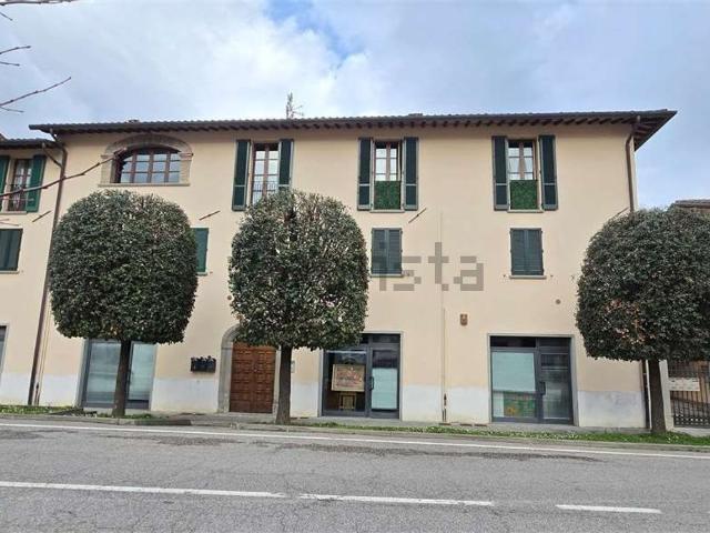 Appartamento in vendita di 135 m² in Viale Enrico Fermi, 38