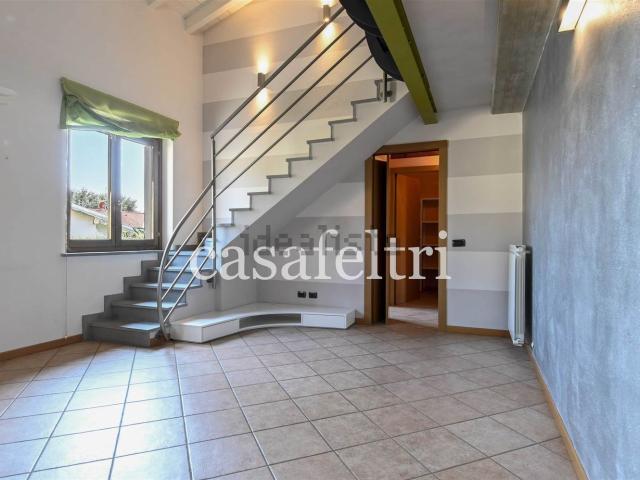 Appartamento in vendita di 135 m² in Via C. Cerioli, 31
